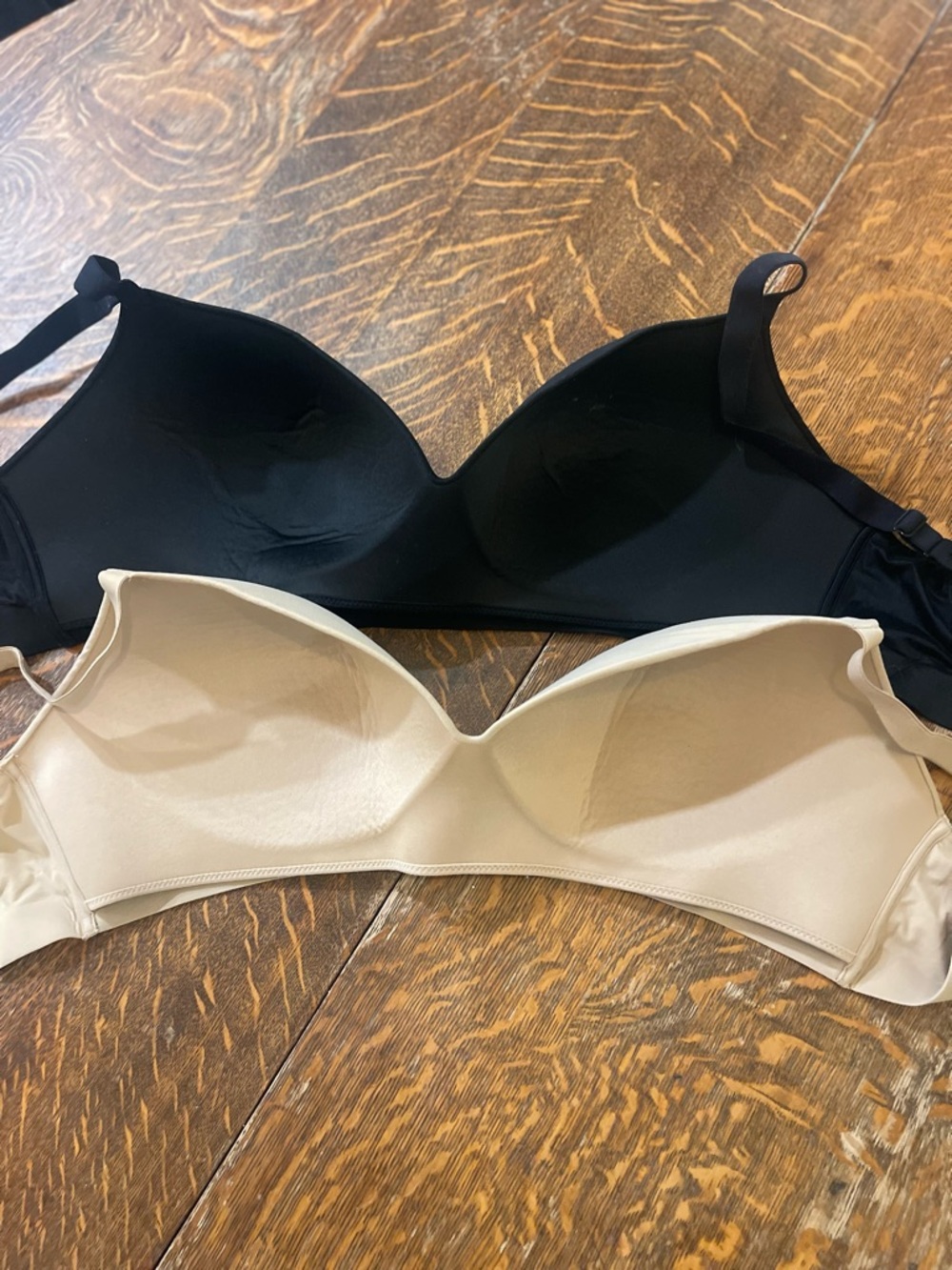 Soma Smooth T-Shirt Bras - Black & Nude - Picture 3 of 3